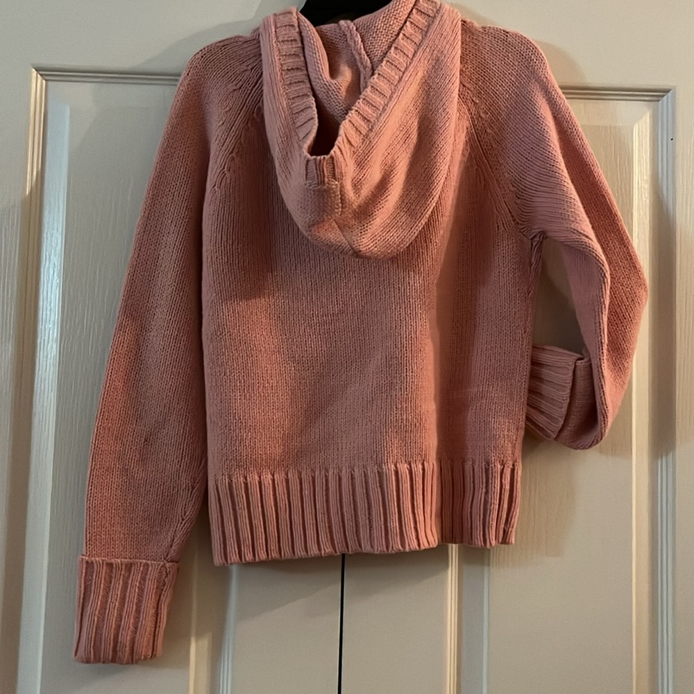Sweet Sweater - Picture 4 of 4